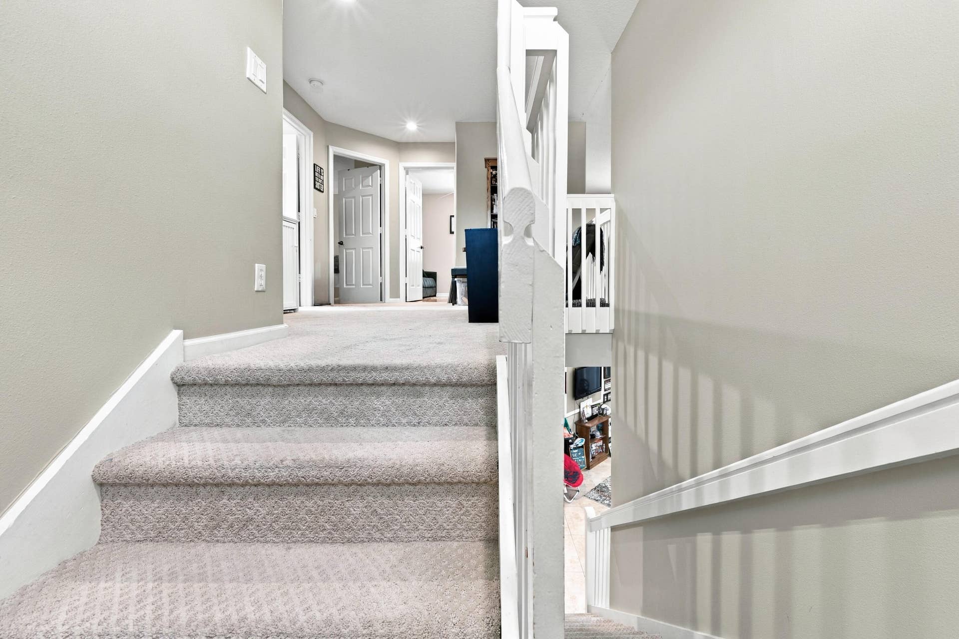 4305 WELLINGTON SHORES Drive, Wellington, FL 33449 Stairway