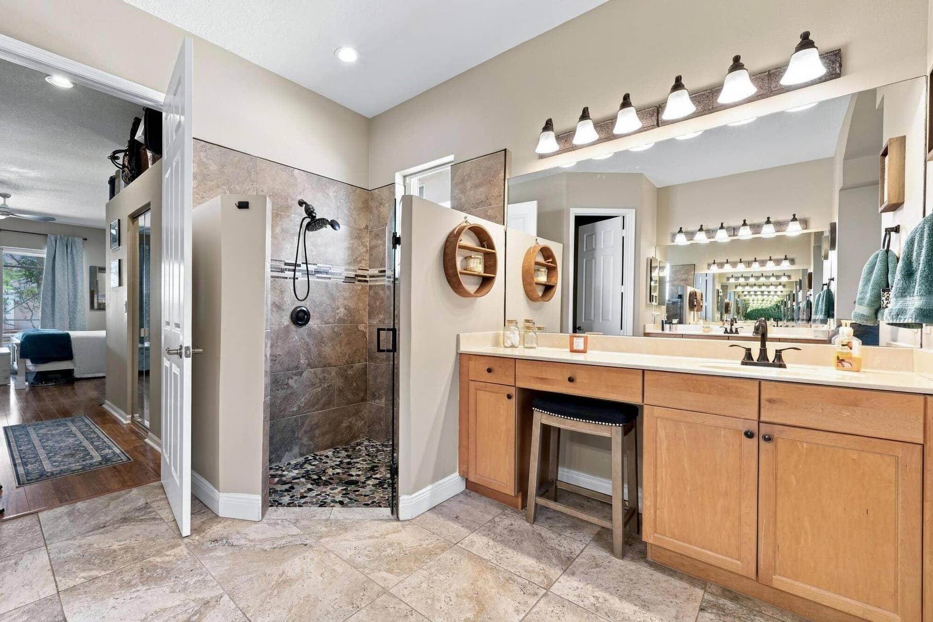 4305 WELLINGTON SHORES Drive, Wellington, FL 33449 Vanity & Custom Shower