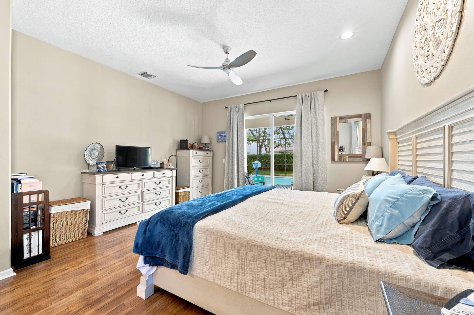 4305 WELLINGTON SHORES Drive, Wellington, FL 33449 Primary Bedroom