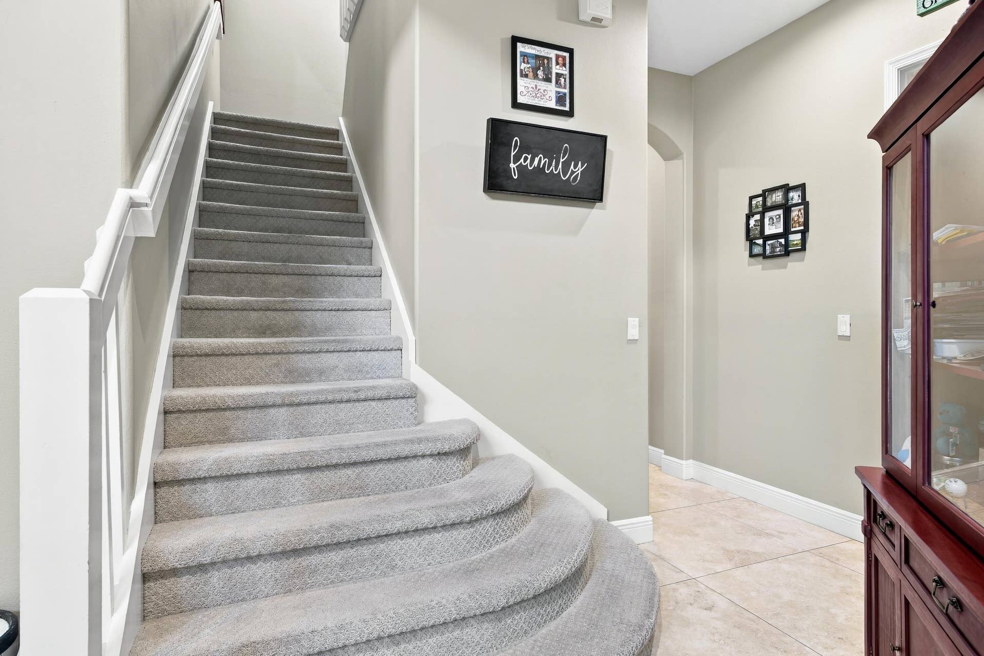 4305 WELLINGTON SHORES Drive, Wellington, FL 33449 Stairway