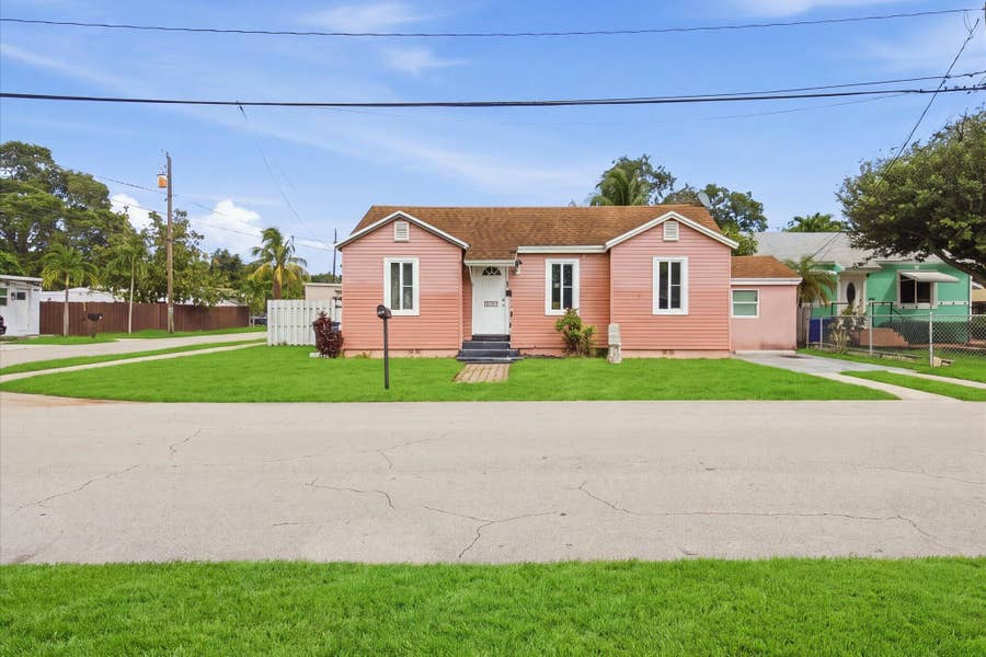 Property photo for 1023 N 25th Avenue, Hollywood, FL