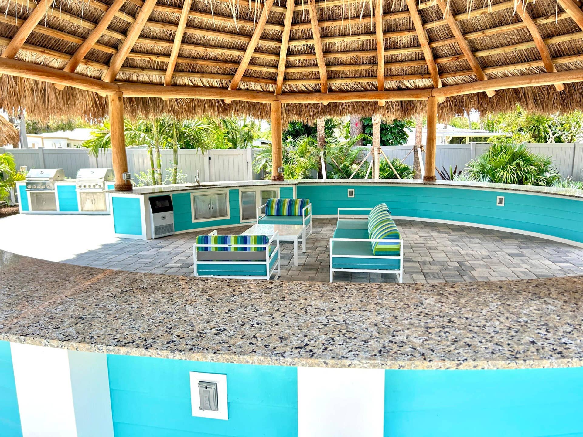 1316 W BOUGAINVILLEA Drive, Deerfield Beach, FL 33442 IMG_4215