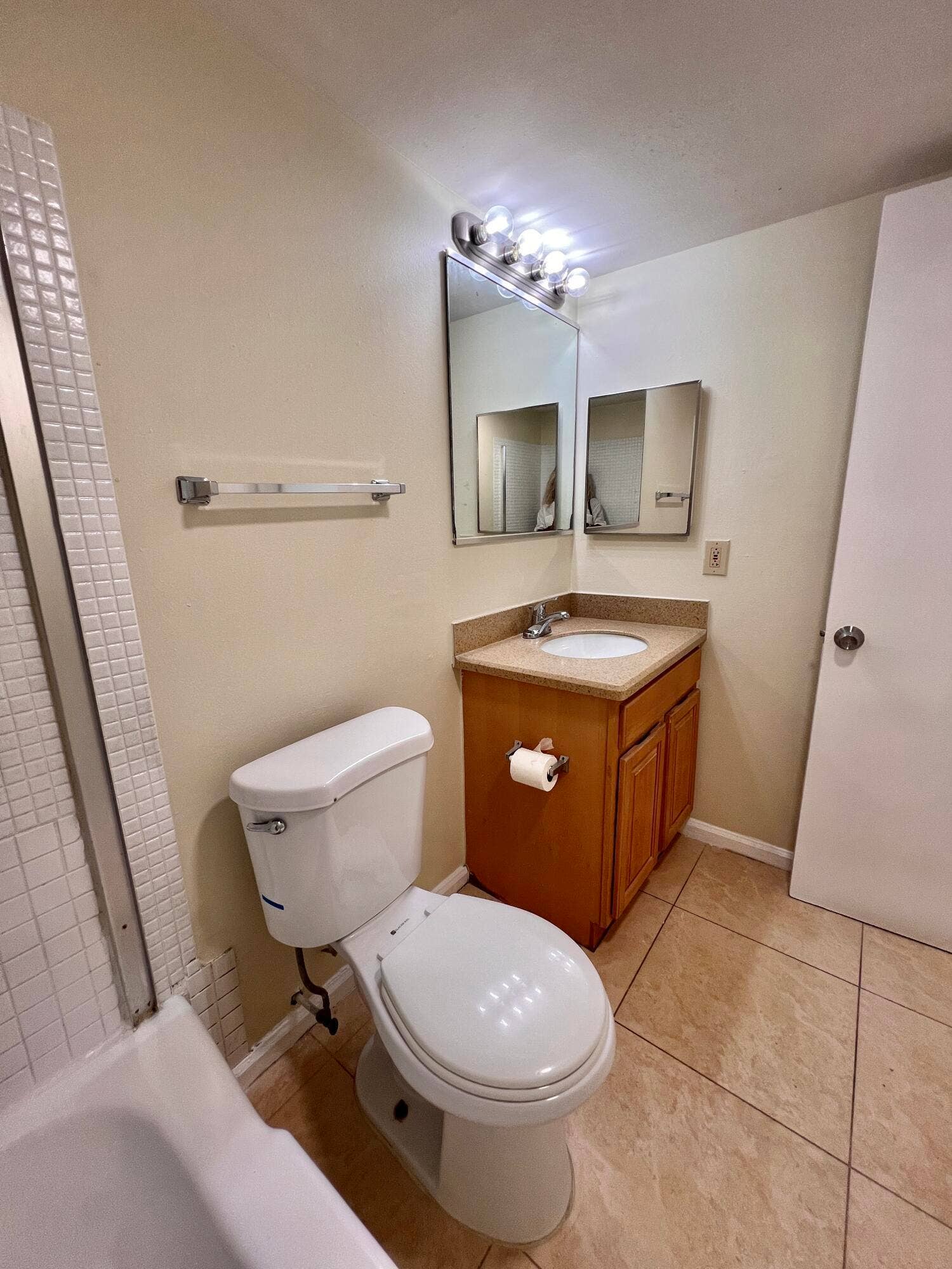 1500 N CONGRESS Avenue, #B64, West Palm Beach, West Palm Beach, FL 33401 IMG_4879