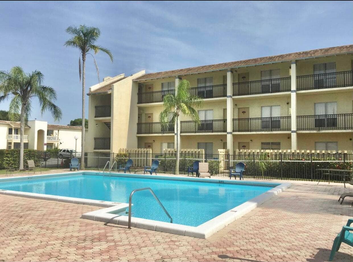 1500 N CONGRESS Avenue, #B64, West Palm Beach, West Palm Beach, FL 33401 IMG_3499
