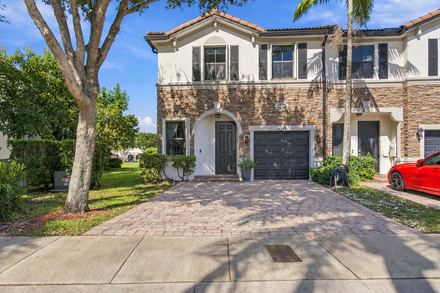 4244 SW 164TH Court, Miami, FL 33185 Freshly cleaned driveway pavers