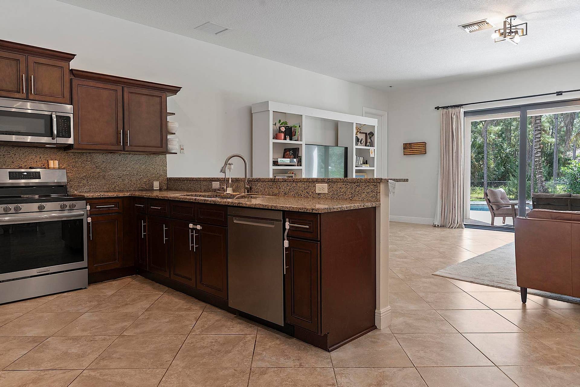17226 72nd Rd N - #1404 - 244