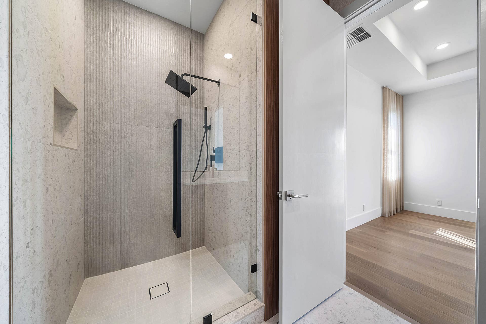 Bathroom 4