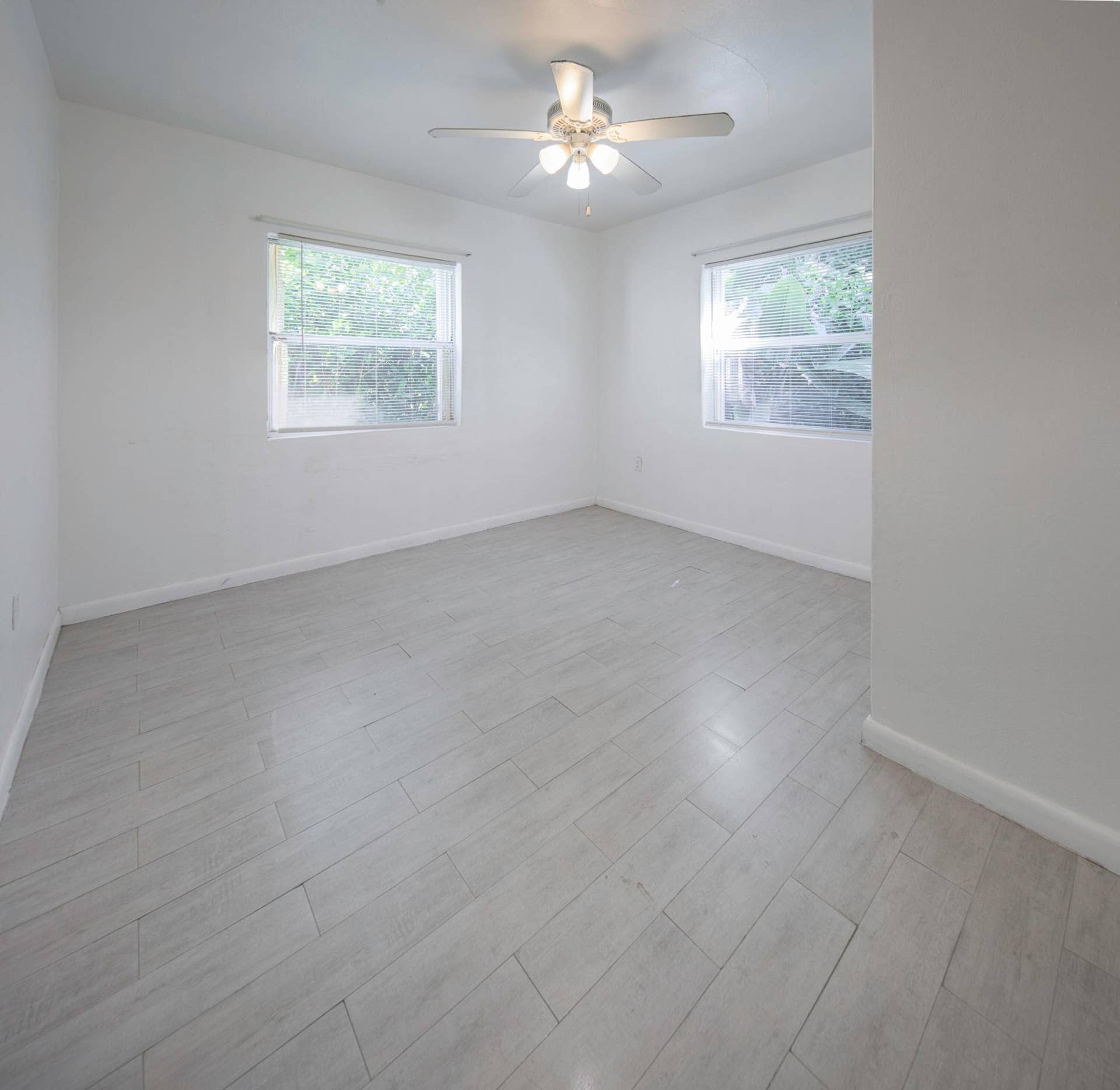1147 15TH Avenue N, #A, Lake Worth Beach, FL 33460 bed 1 of 3