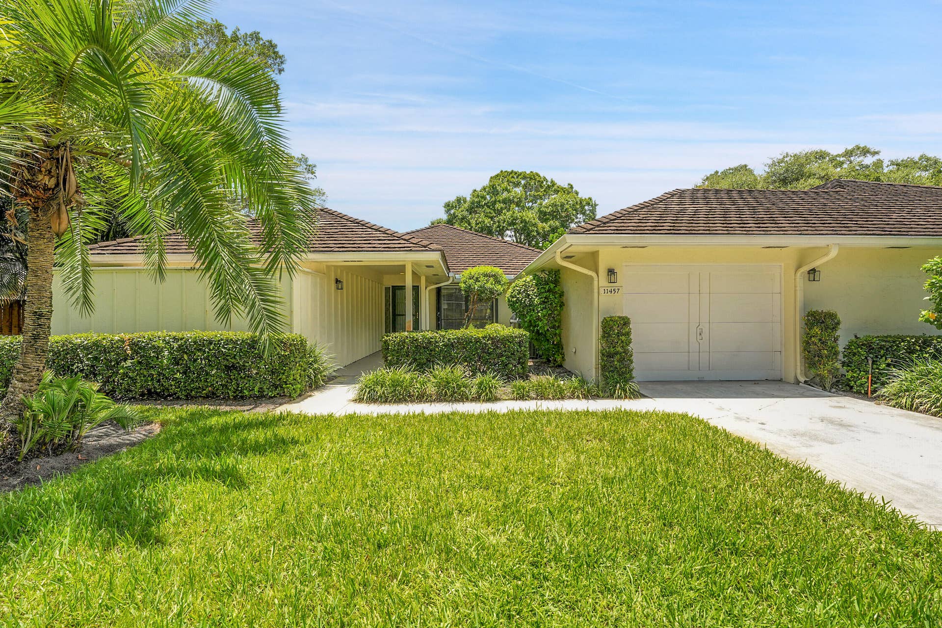 11457 Sandy Oaks Court, North Palm Beach, FL 33408 01_0 (2)