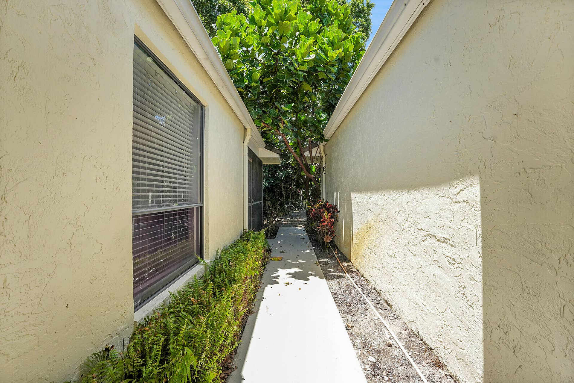 11457 Sandy Oaks Court, North Palm Beach, FL 33408 29_0 (27)