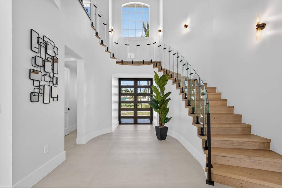 Property photo for 310 SE 9TH Court, Pompano Beach, FL