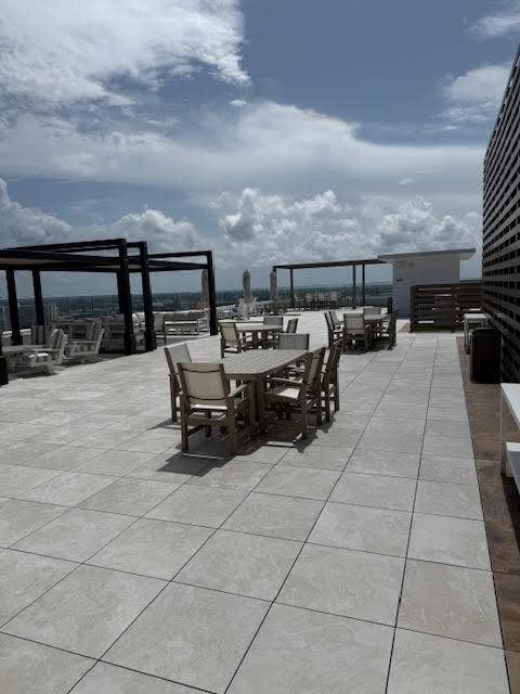 4020 GALT OCEAN Drive, #1707, Fort Lauderdale, FL 33308 0-2