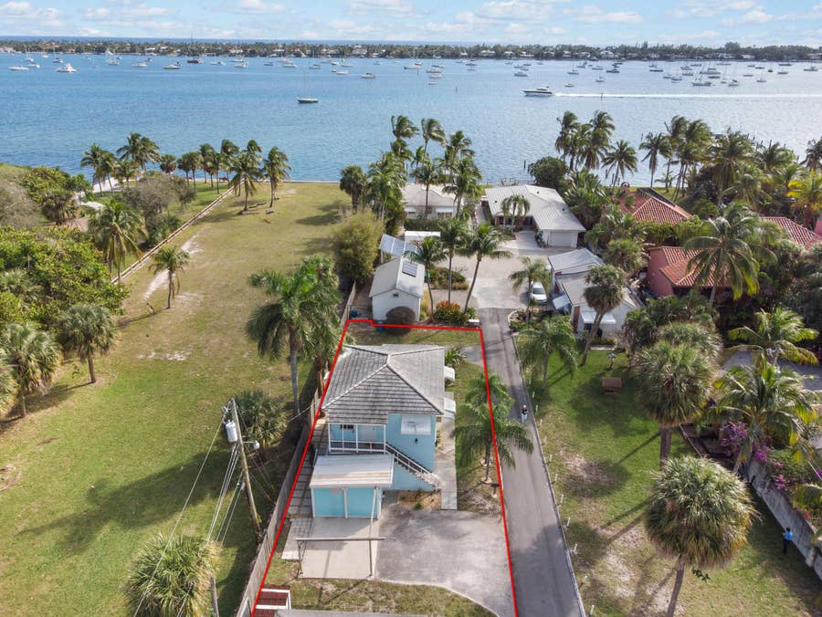 Property photo for 4916 N Flagler Drive, #B (upper), West Palm Beach, FL