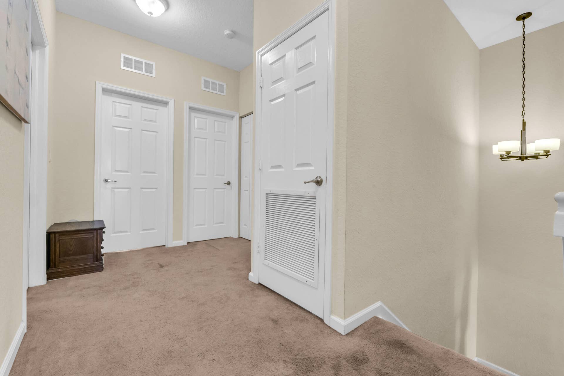 4784 Acadian Trail, Coconut Creek, FL 33073 Upstairs landing to all bedrooms and laundry room.