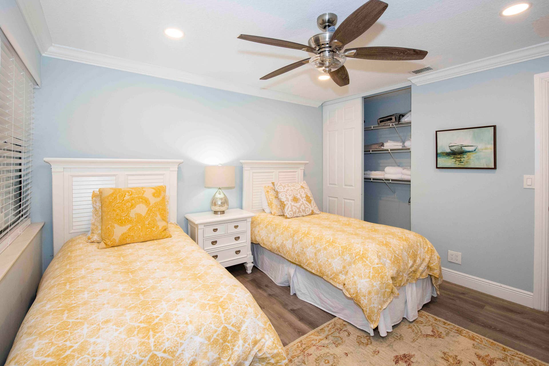 Second bedroom