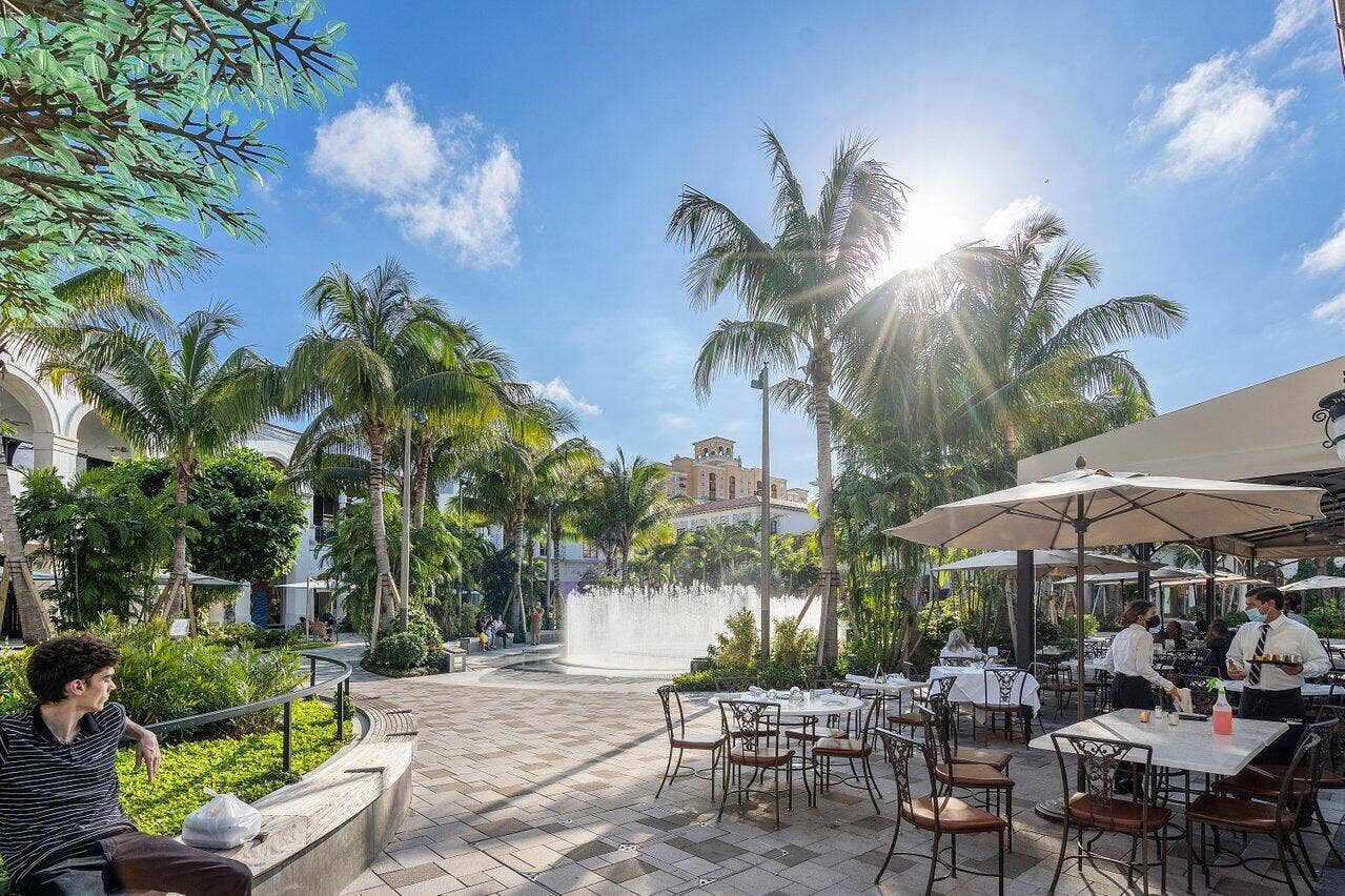 CityPlace Fountains and Fine Dining