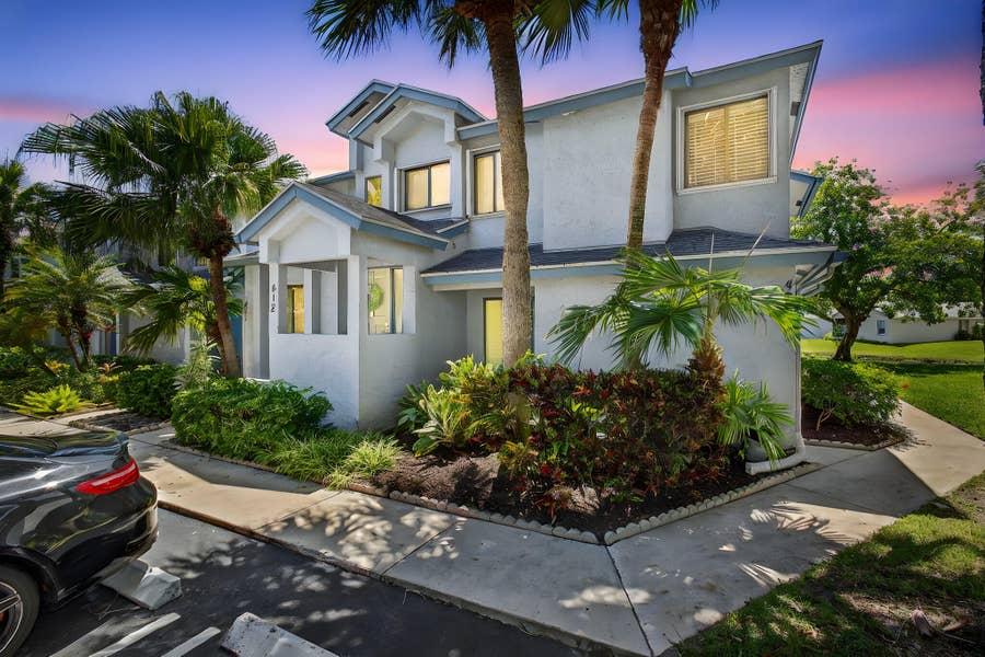 Property photo for 406 Harbour Pointe Way, Greenacres, FL