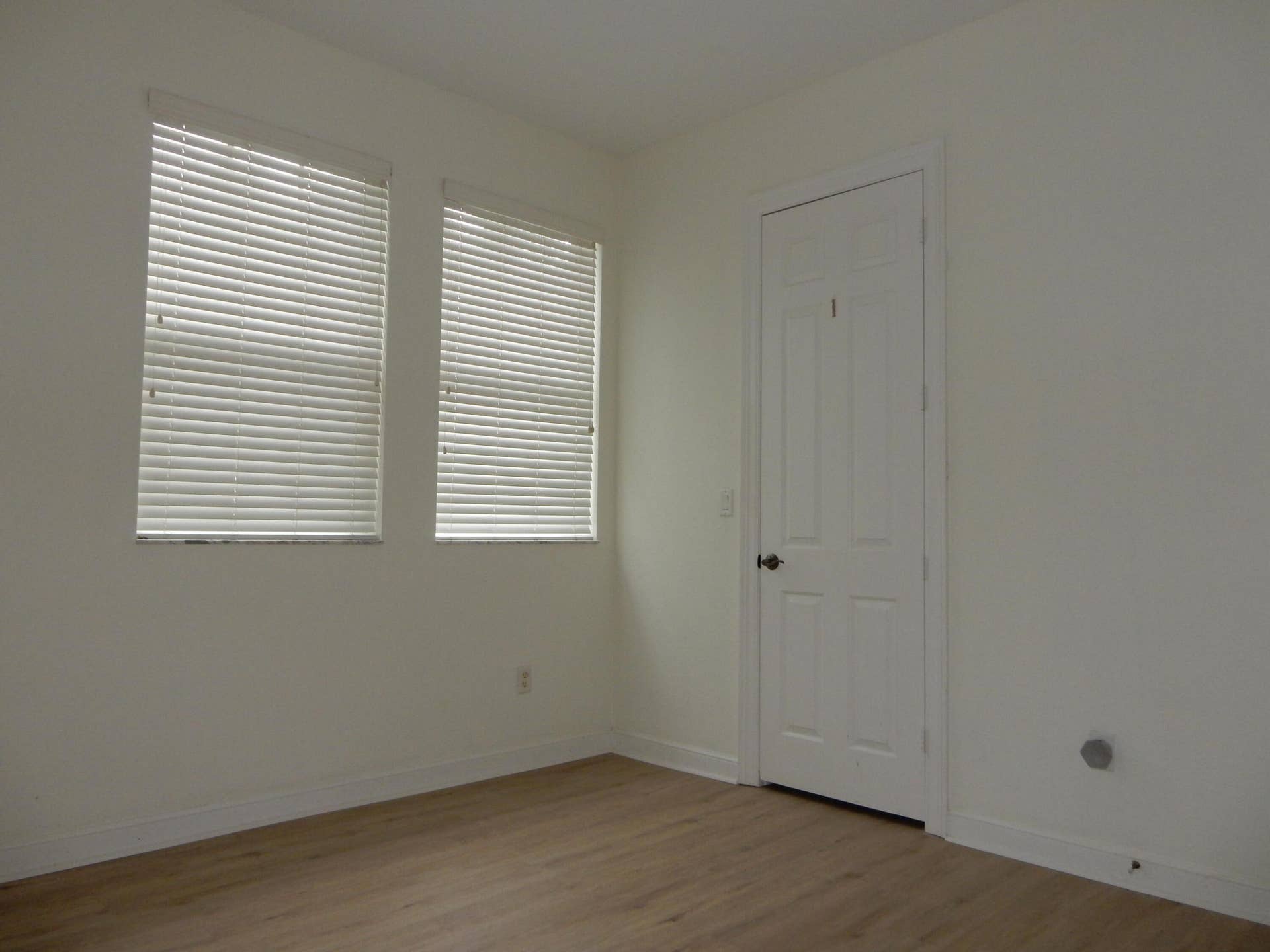 Guest Bedroom #1