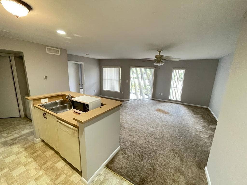 4783 Via Palm Lakes, #104, West Palm Beach, FL 33417 4783 Via Palm Lake 104