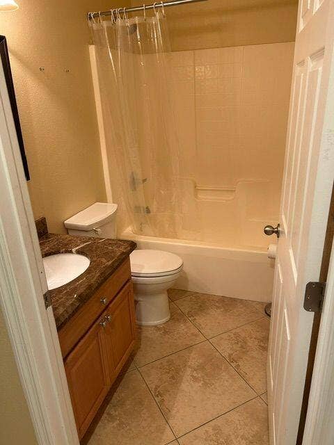 Hallway Bathroom 2