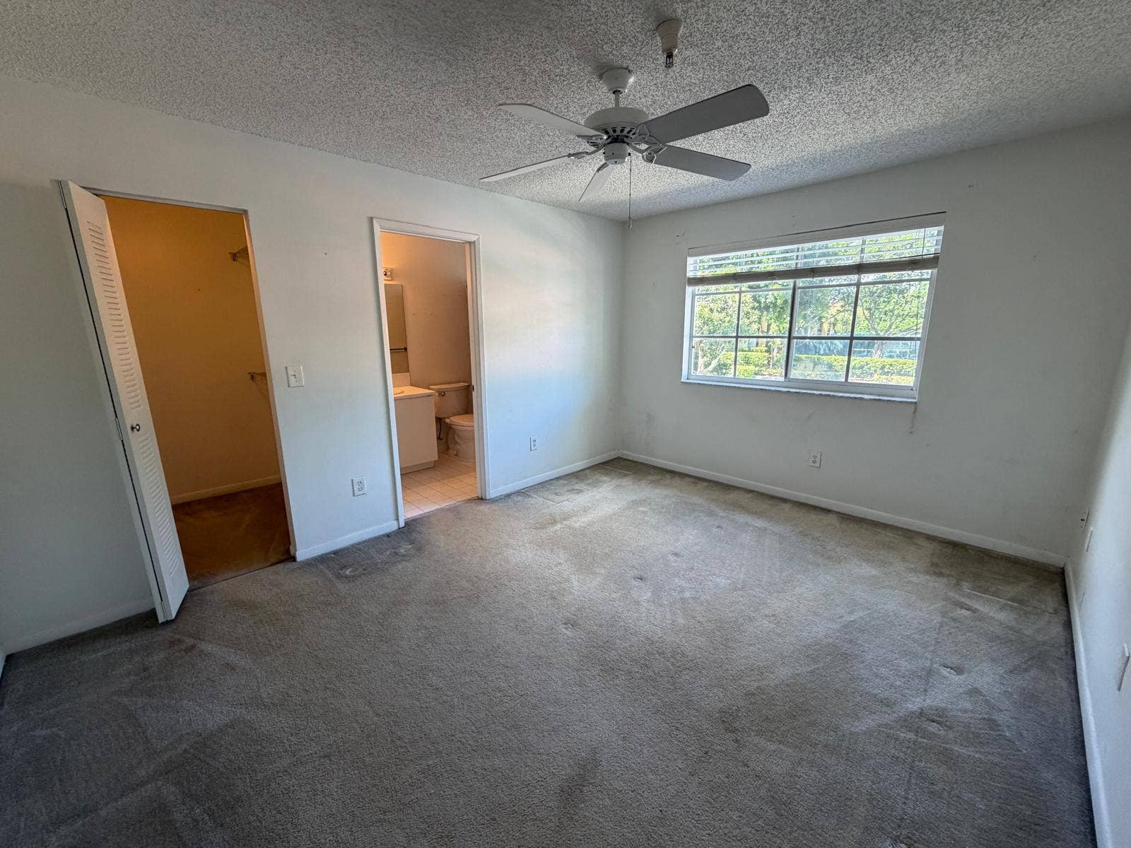 123 Yacht Club Way, #111, Hypoluxo, FL 33462 a1111