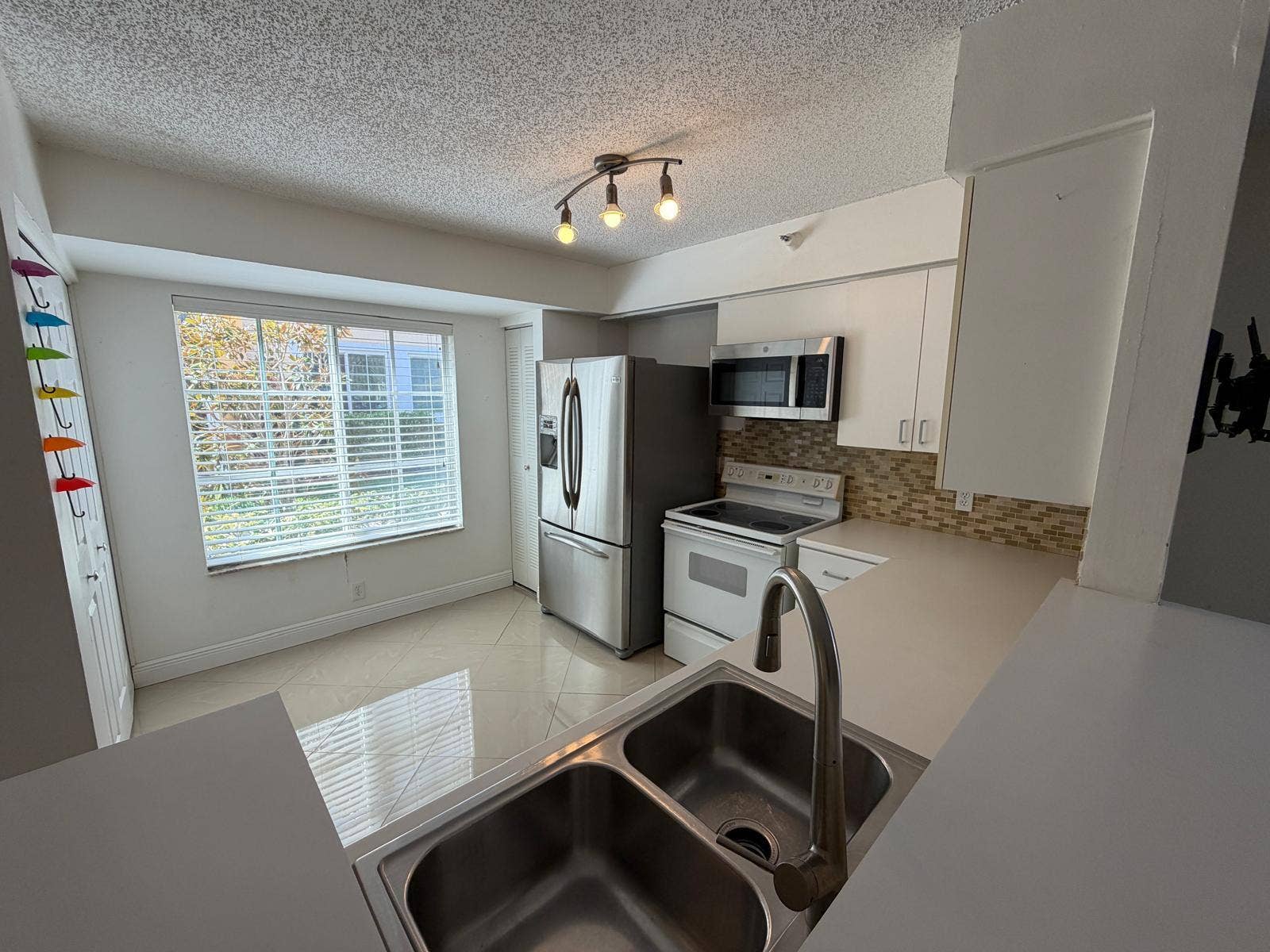 123 Yacht Club Way, #111, Hypoluxo, FL 33462 7777