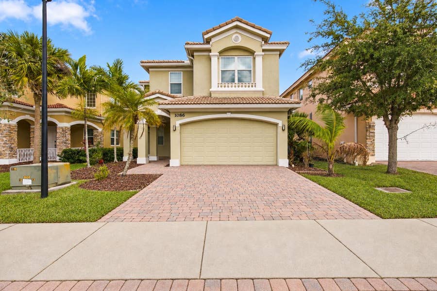 Property photo for 1086 NW LEONARDO Circle, Port St Lucie, FL
