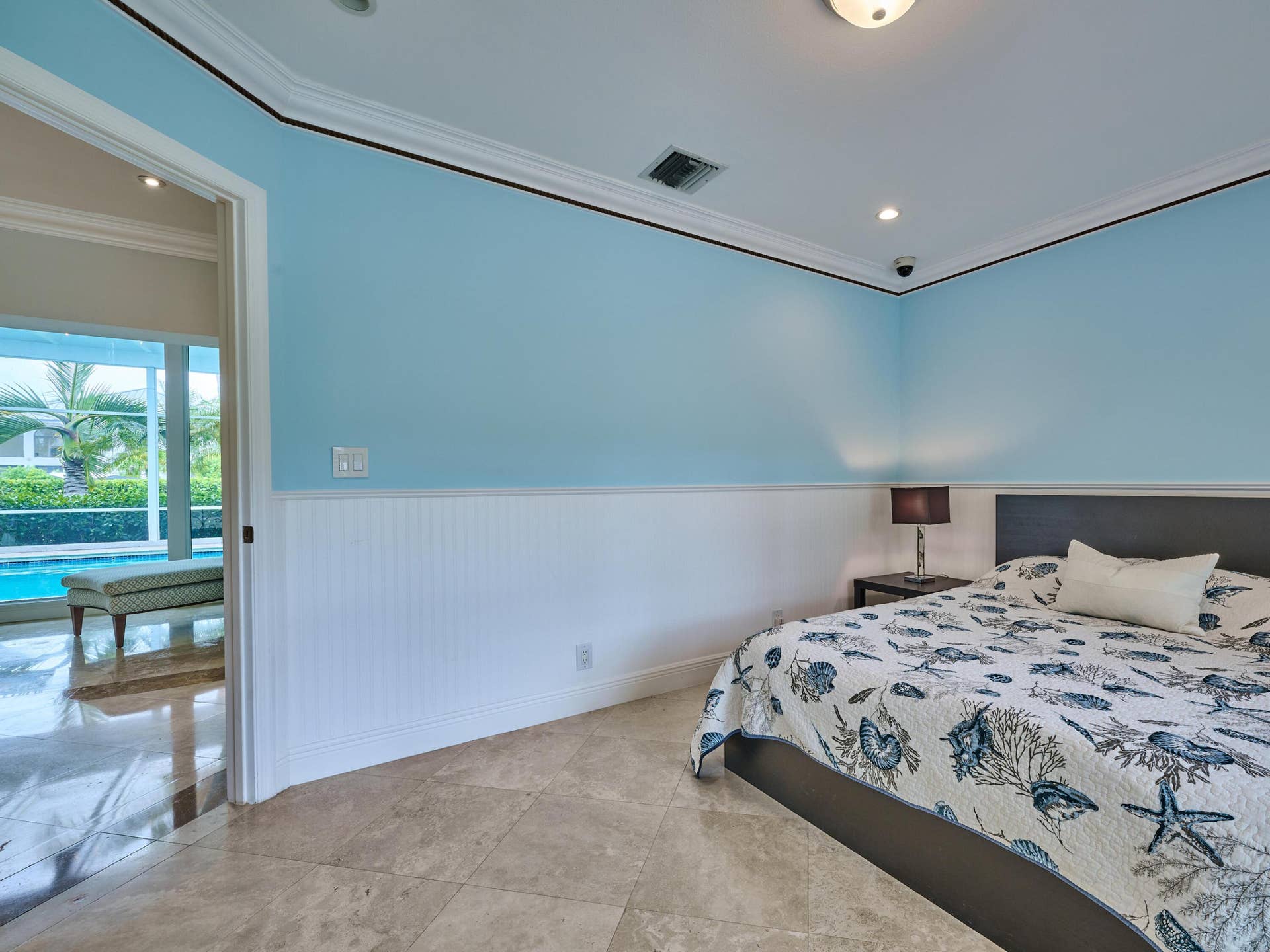 Office/bedroom (no closet)