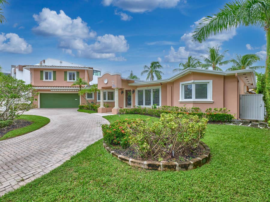 Property photo for 501 Coconut Isle Drive, Fort Lauderdale, FL