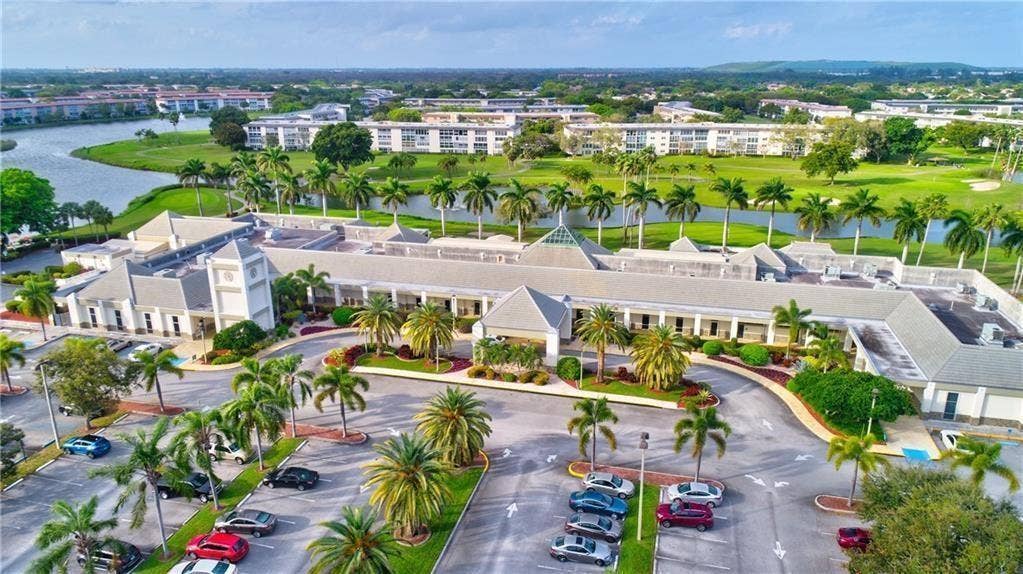 2403 Antigua Circle, #J4, Coconut Creek, FL 33066 Clubhouse