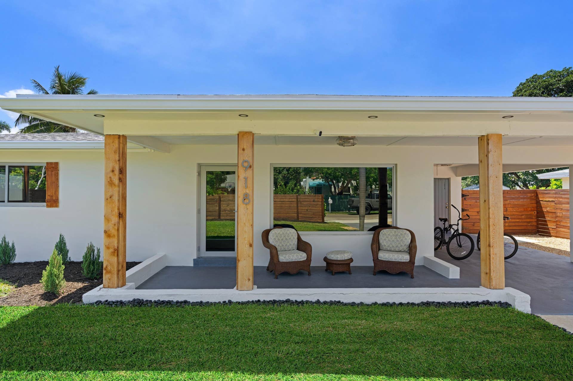 918 SE 3RD Avenue, Delray Beach, FL 33483 DSC07432.jpg-SMALL