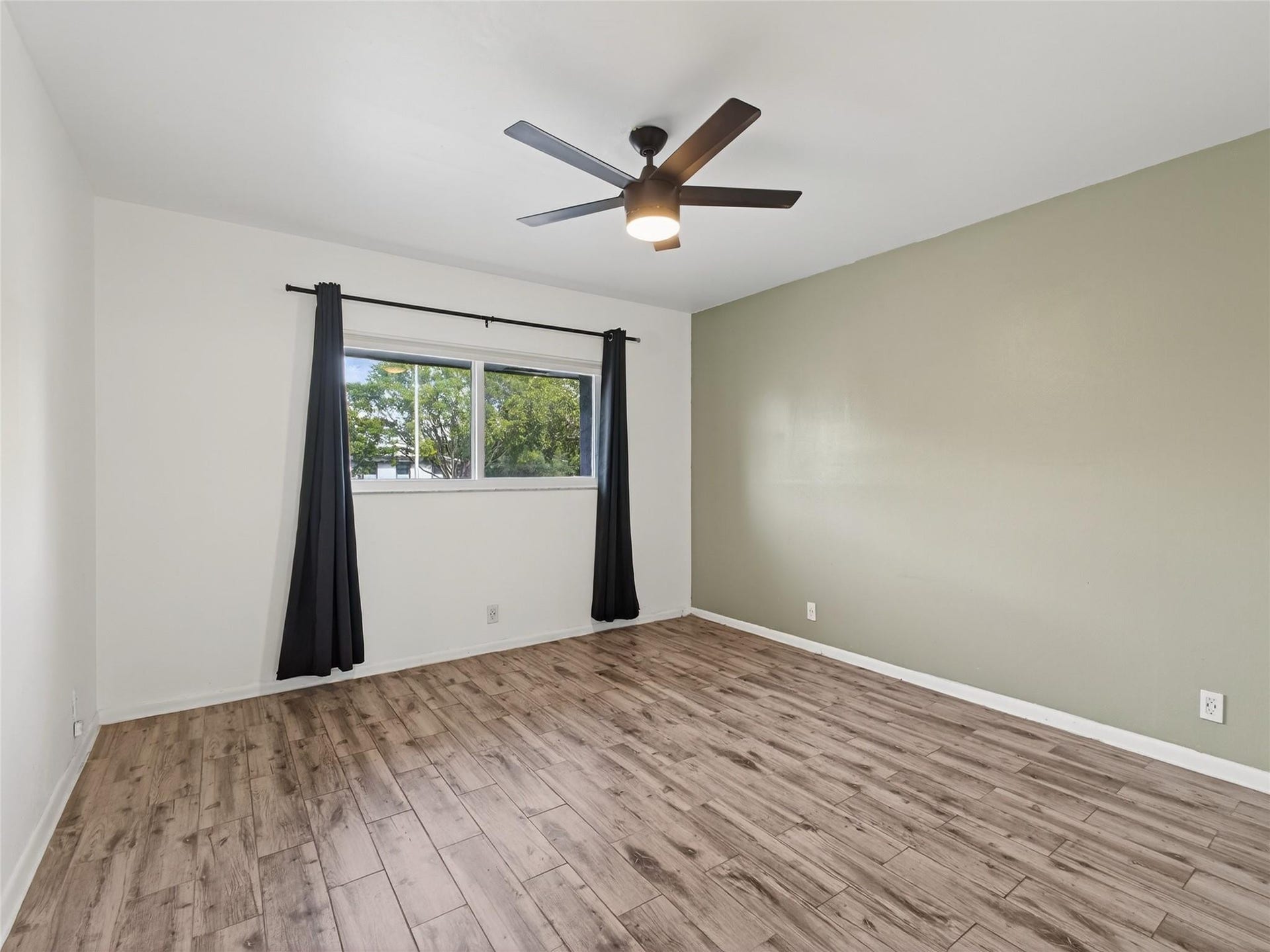 8400 W SAMPLE Road, #203, Coral Springs, FL 33065 Photo 17