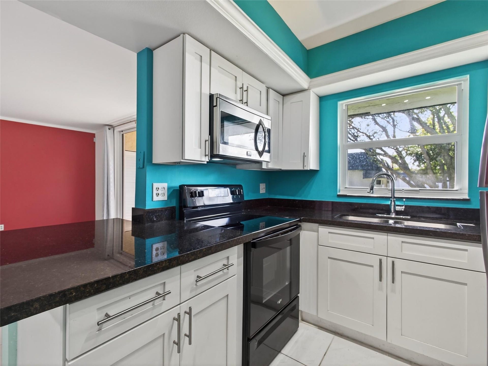 8400 W SAMPLE Road, #203, Coral Springs, FL 33065 Photo 5