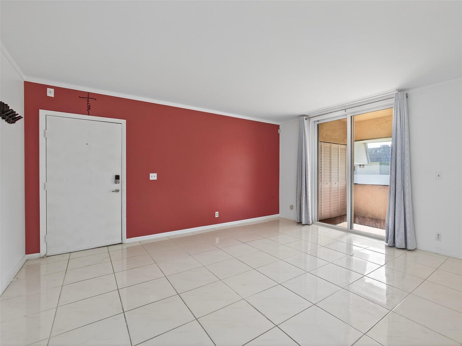 8400 W SAMPLE Road, #203, Coral Springs, FL 33065 Photo 12