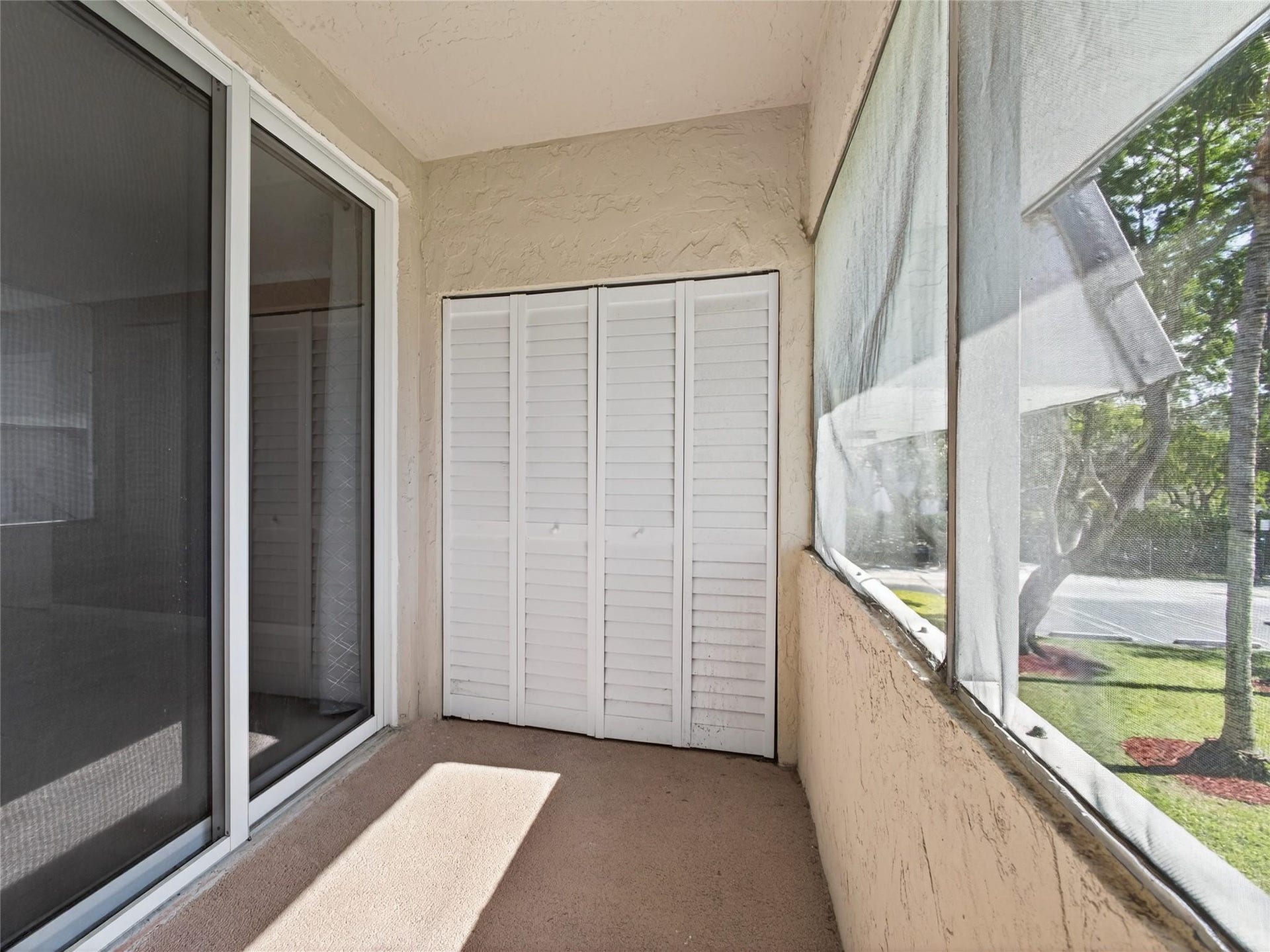 8400 W SAMPLE Road, #203, Coral Springs, FL 33065 Photo 23