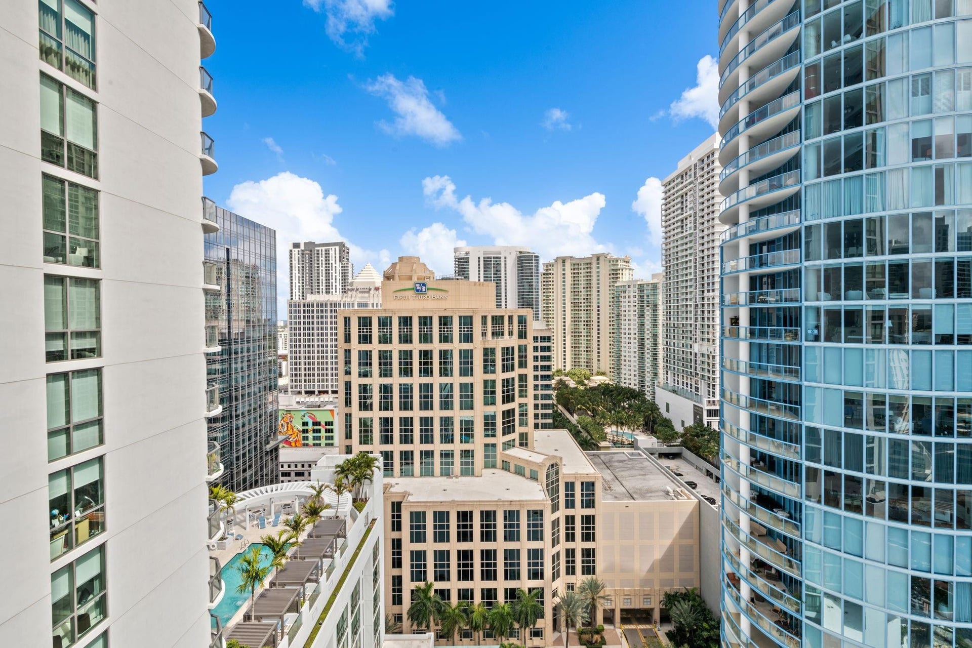 100 E LAS OLAS Boulevard, #2404, Fort Lauderdale, FL 33301 2nd Terrace View