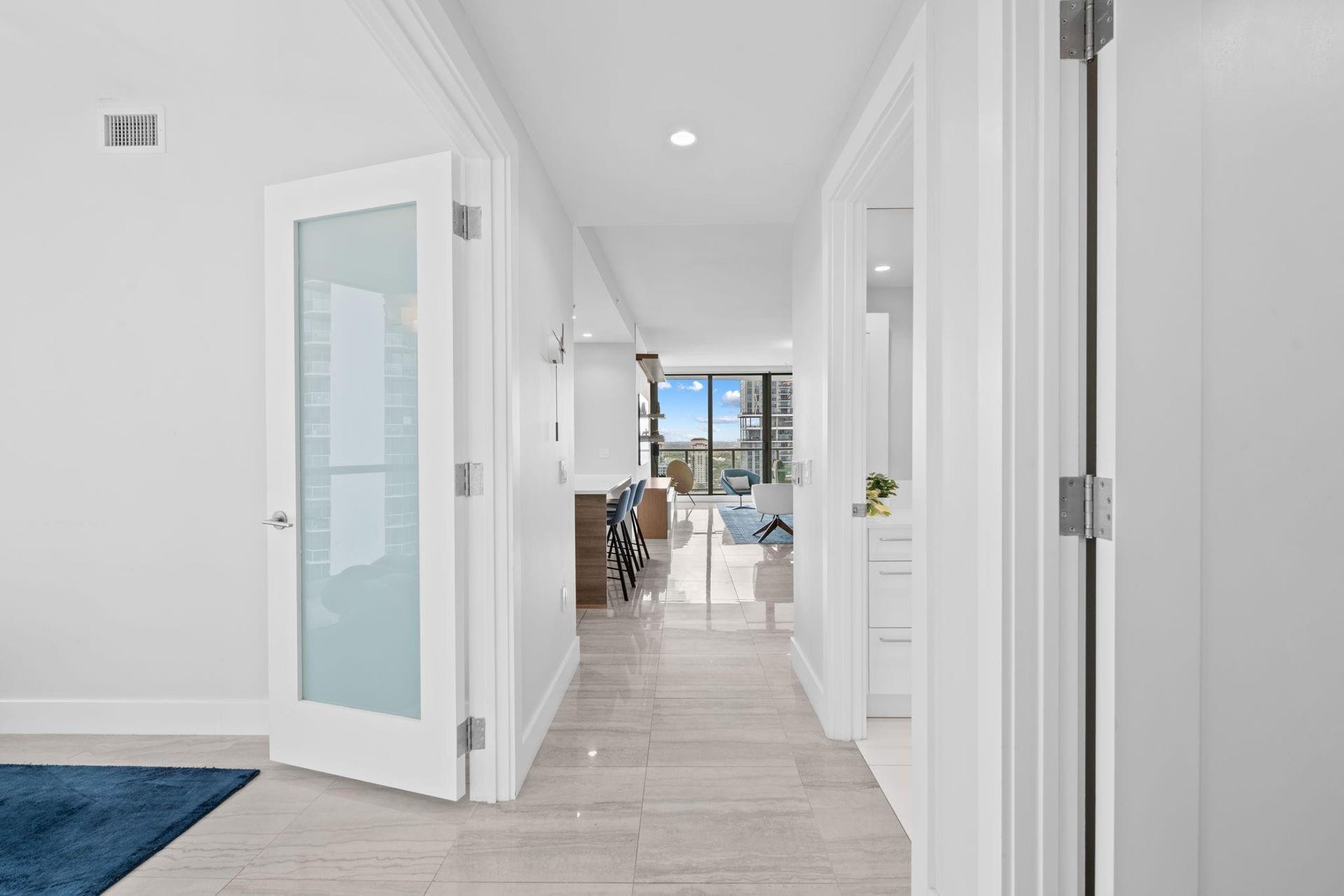100 E LAS OLAS Boulevard, #2404, Fort Lauderdale, FL 33301 Photo 29