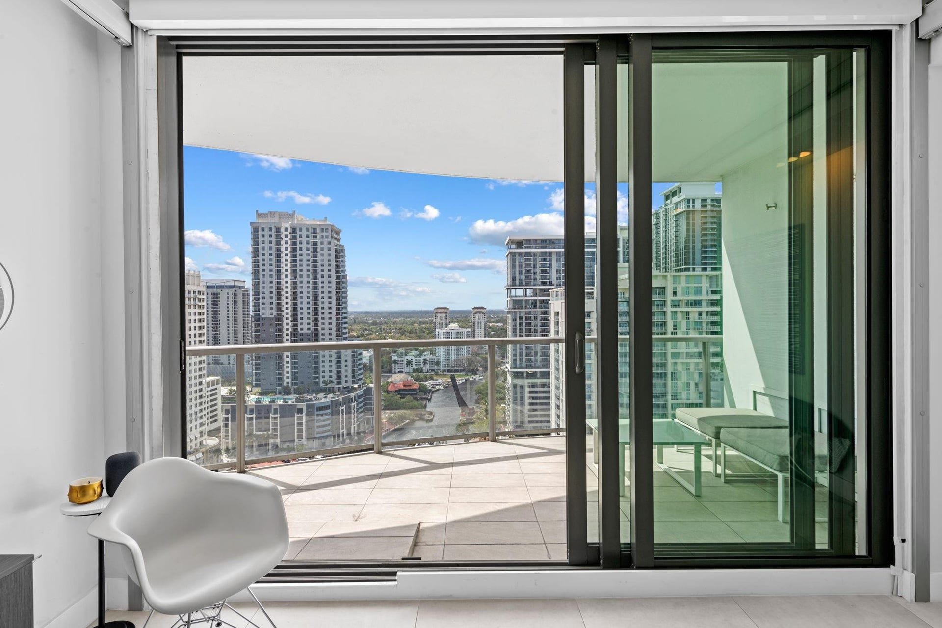 100 E LAS OLAS Boulevard, #2404, Fort Lauderdale, FL 33301 Photo 20