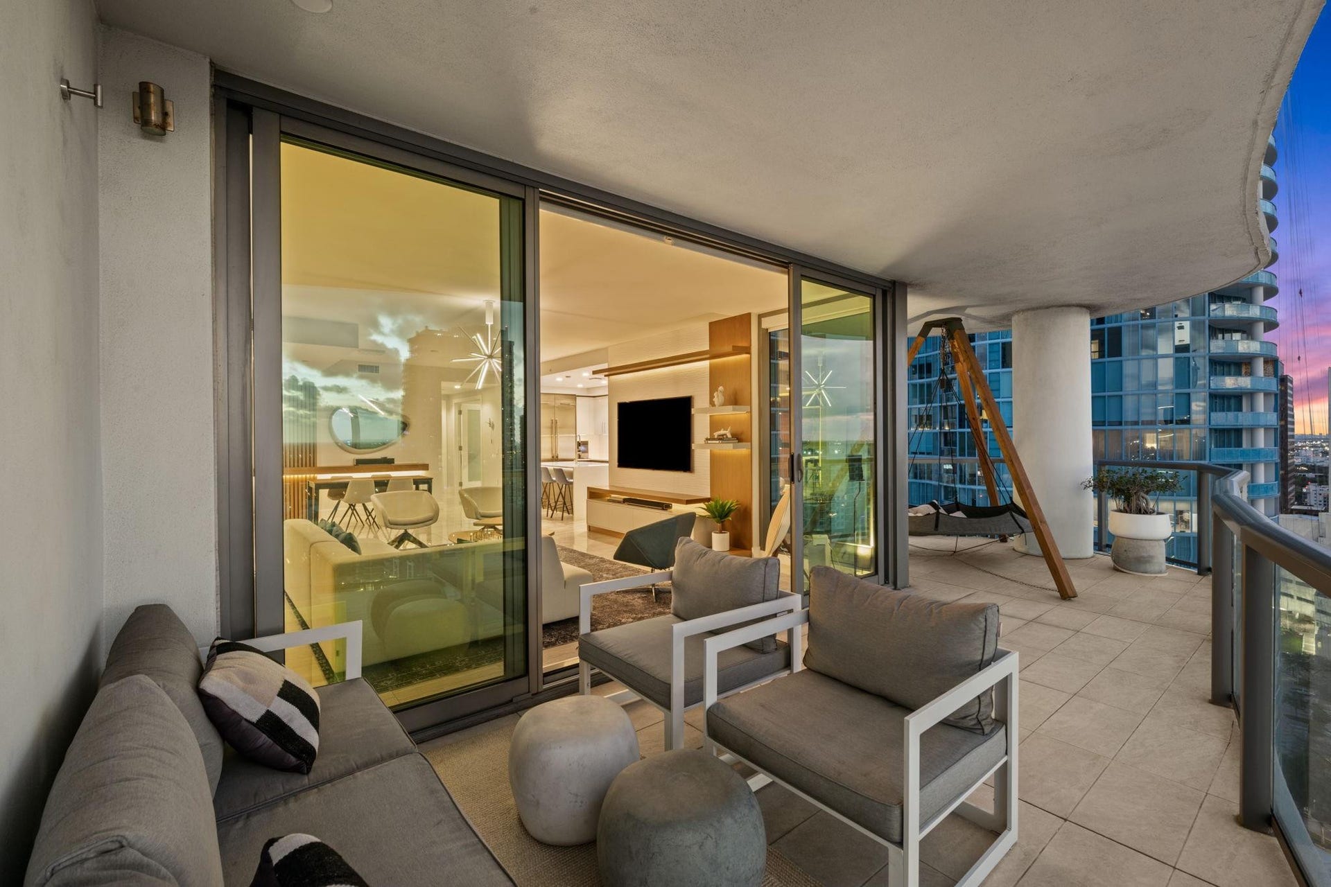 100 E LAS OLAS Boulevard, #2404, Fort Lauderdale, FL 33301 Photo 40