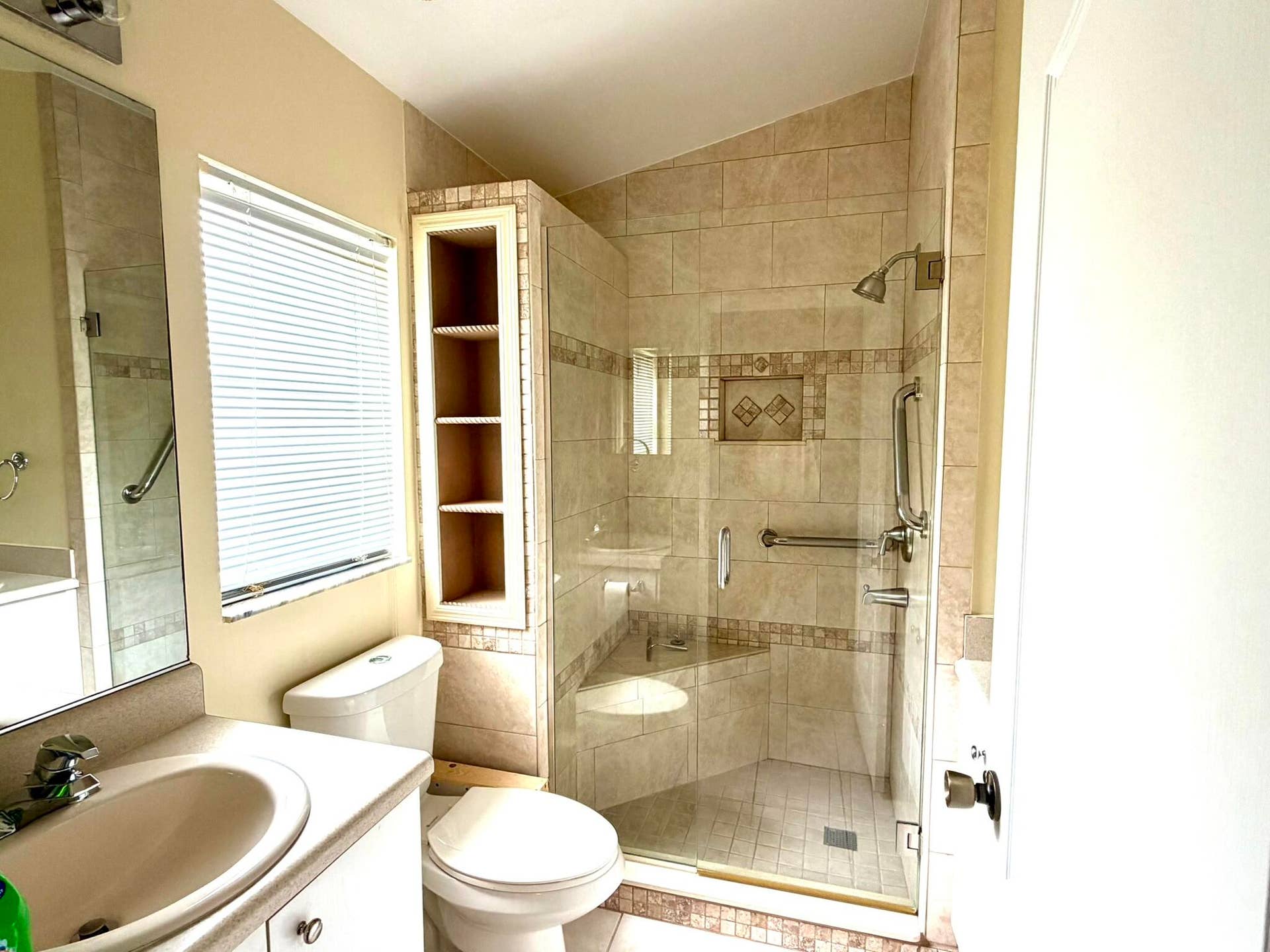 342 SW NORTH SHORE Boulevard, Port St Lucie, FL 34986 Primary Bath