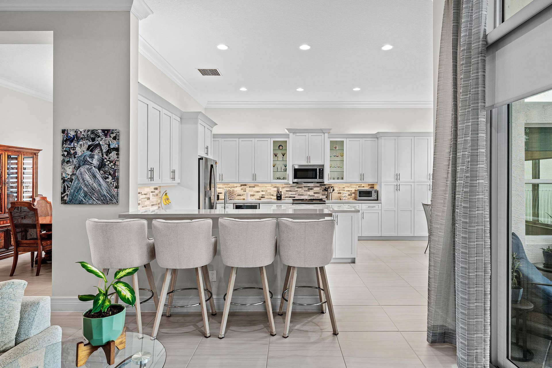 8223 Majestic Mountain Drive, Boynton Beach, FL 33473 Snack Bar