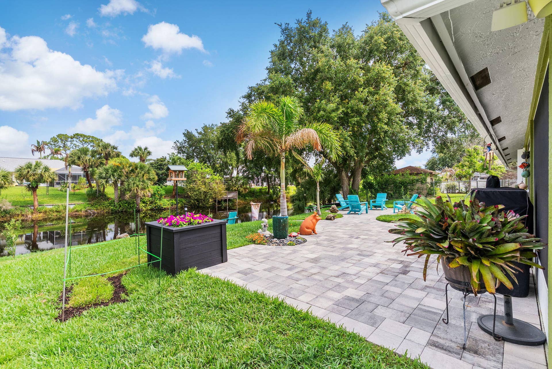 Patio/Garden View