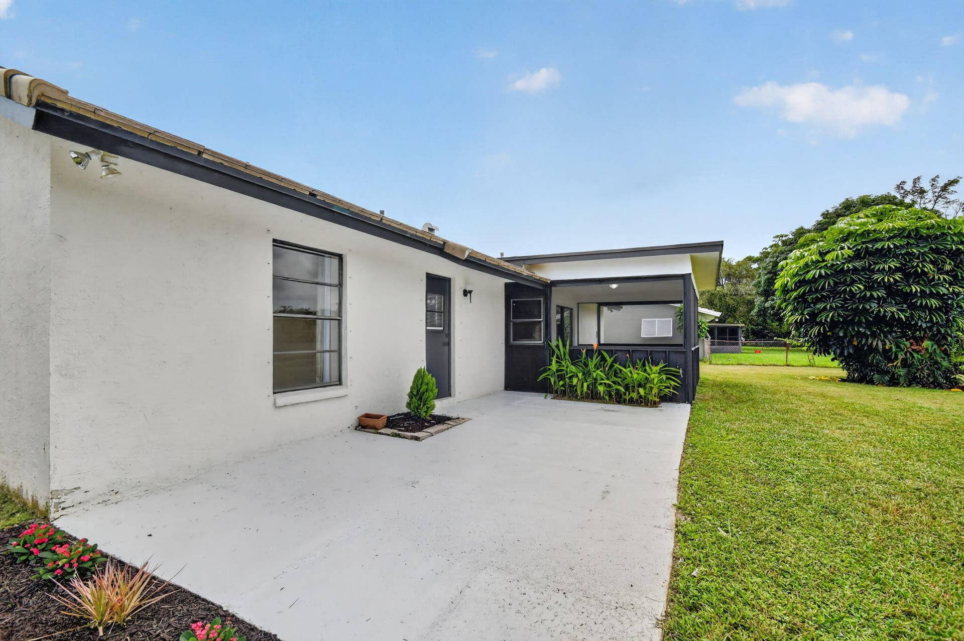 8213 Rose Marie Avenue W, Boynton Beach, FL 33472 38-web-or-mls-DSC_3257