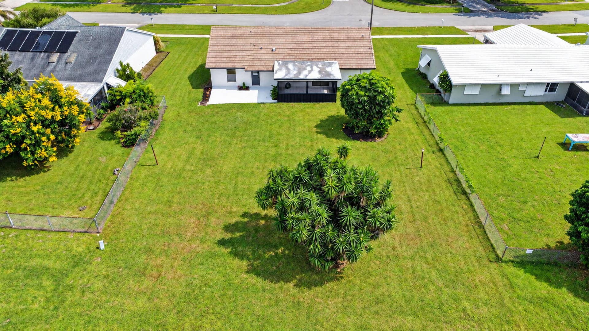 8213 Rose Marie Avenue W, Boynton Beach, FL 33472 59-web-or-mls-DJI_0830