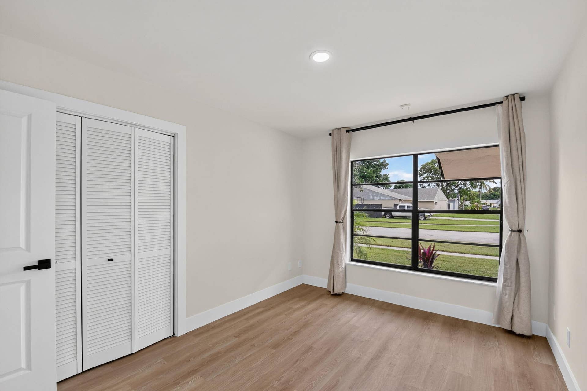 8213 Rose Marie Avenue W, Boynton Beach, FL 33472 27-web-or-mls-DSC_3202