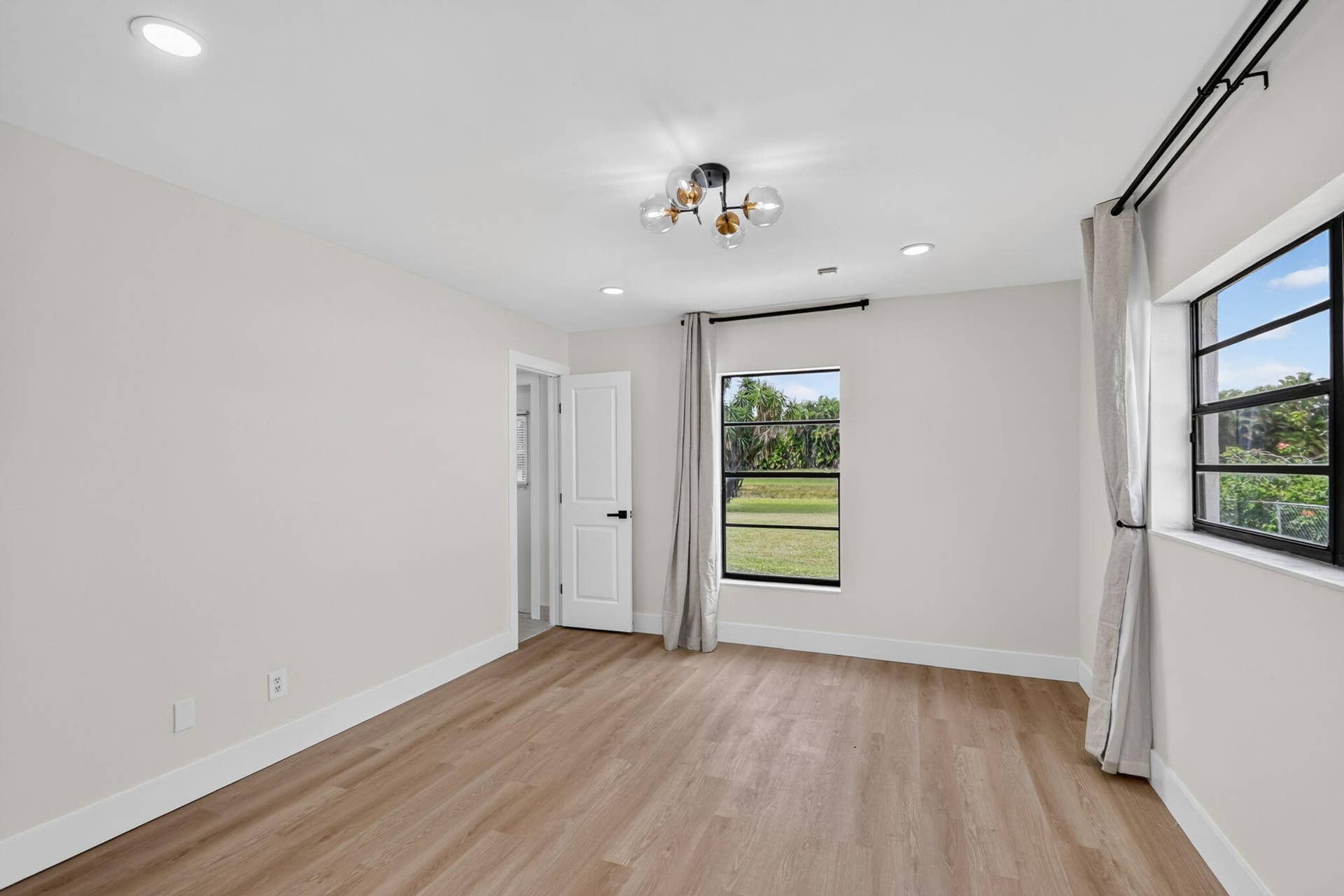 8213 Rose Marie Avenue W, Boynton Beach, FL 33472 16-web-or-mls-DSC_3148