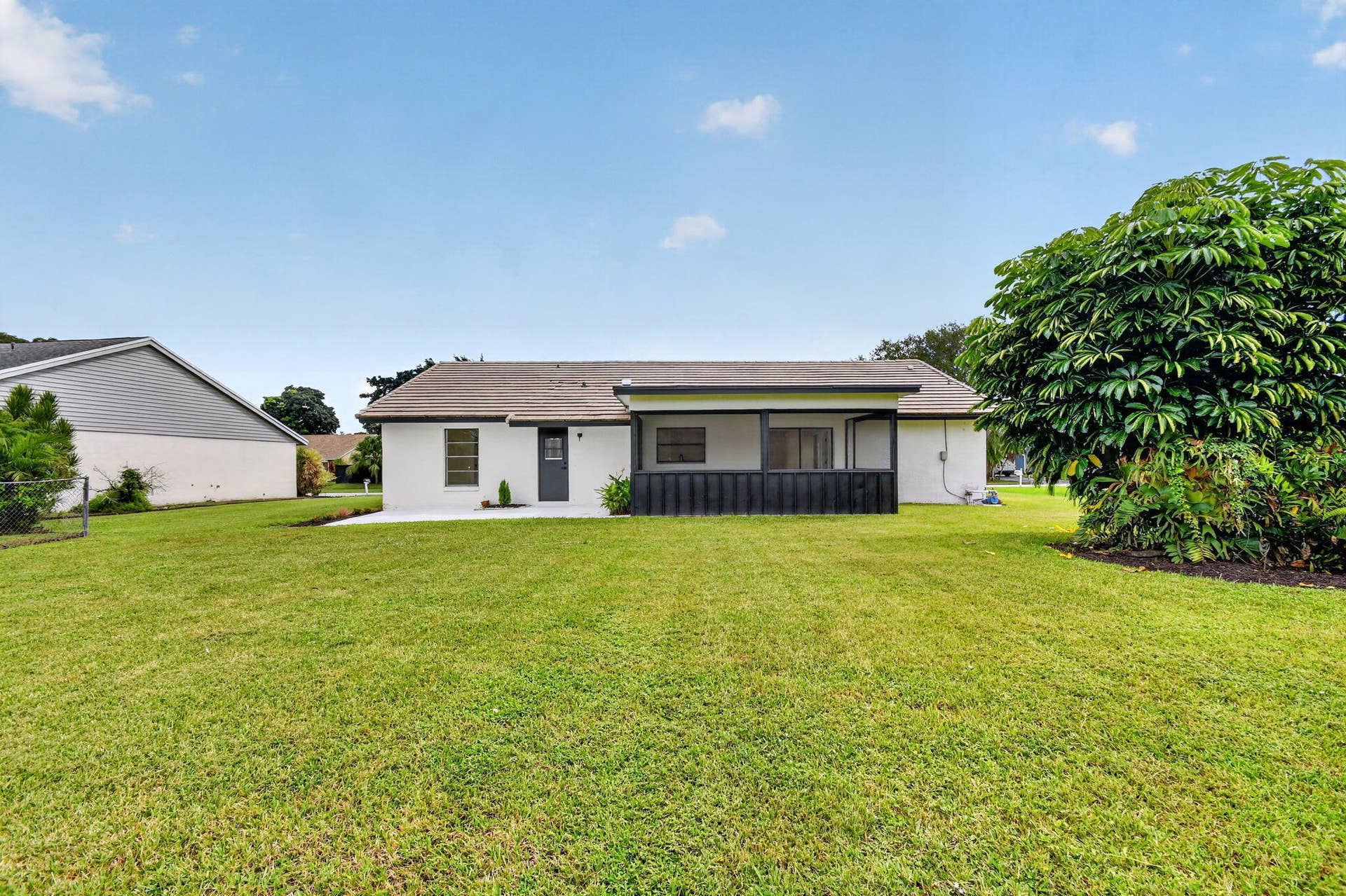 8213 Rose Marie Avenue W, Boynton Beach, FL 33472 41-web-or-mls-DSC_3272