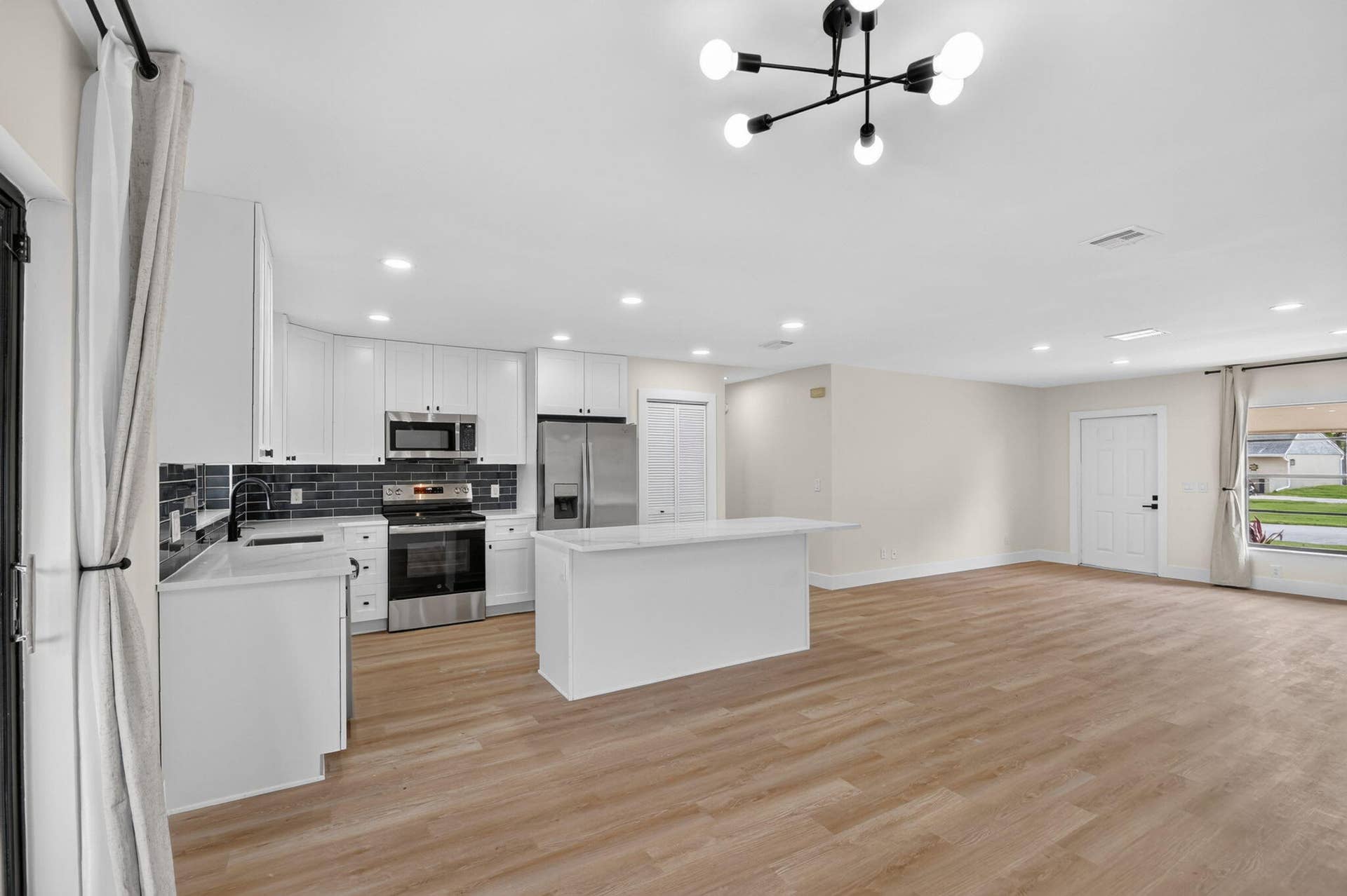8213 Rose Marie Avenue W, Boynton Beach, FL 33472 11-web-or-mls-DSC_3122