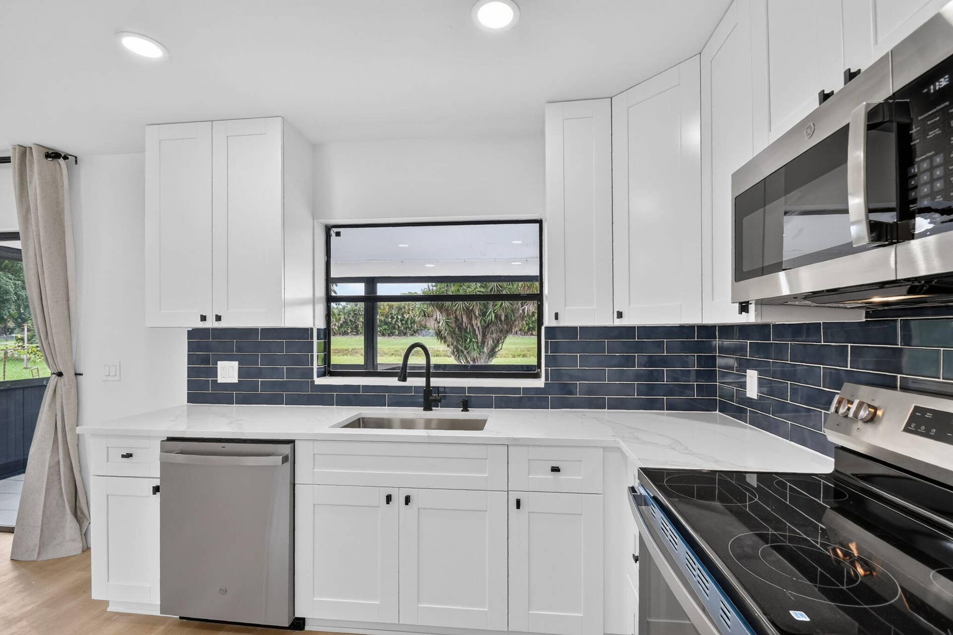 8213 Rose Marie Avenue W, Boynton Beach, FL 33472 14-web-or-mls-DSC_3137