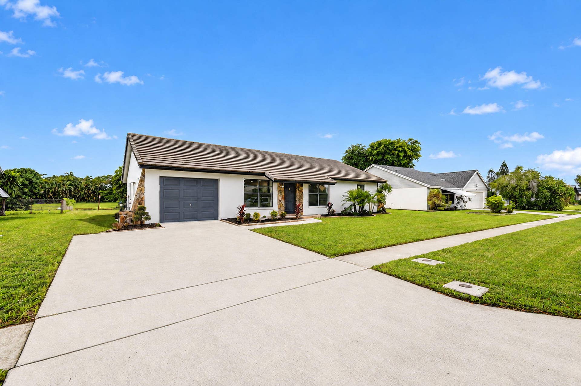 8213 Rose Marie Avenue W, Boynton Beach, FL 33472 3-web-or-mls-DSC_3082